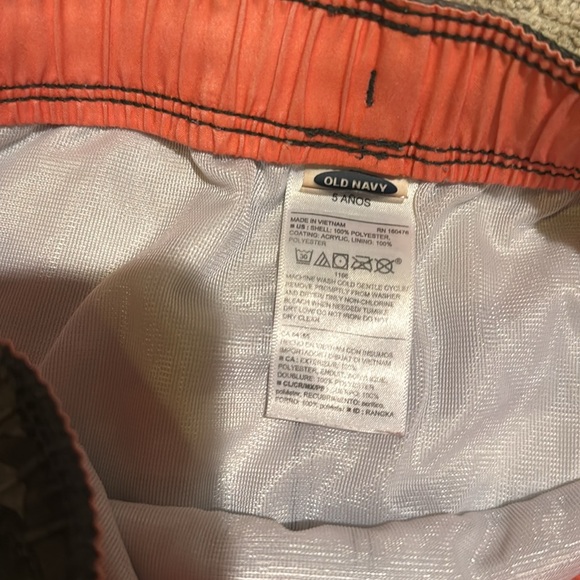 Kids Multicolor Swim Shorts. 2 items. EUC. - Picture 5 of 16